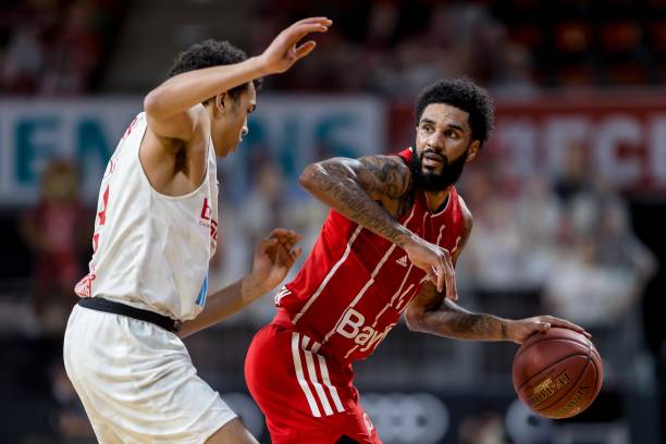 卡萨多的情 卡萨多的情