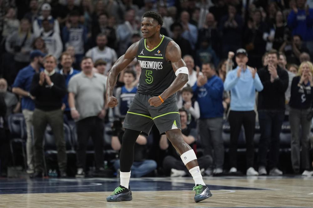 [NBA]常规赛2月26日：独行侠VS 东契奇集锦.