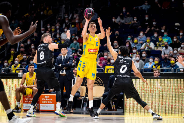 WTT新加坡大满贯:孙颖莎速胜对手取得蛇年开门红2025-02-04.