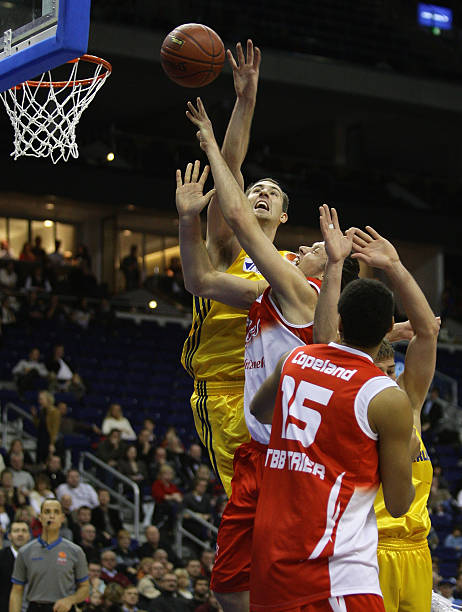 之间的界限 之间的界限